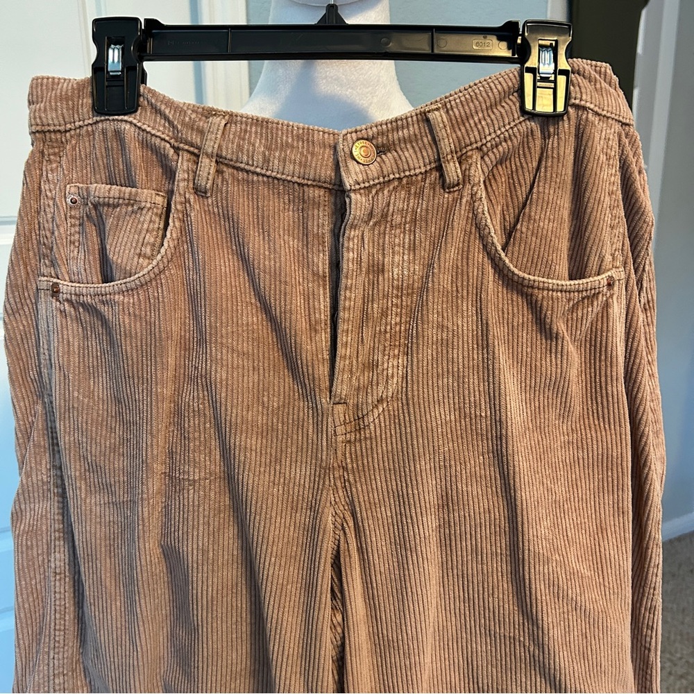 WE THE FREE Good Luck Mid-Rise Cord Barrel Jeans Withered Rose 28 - Picture 2 of 9